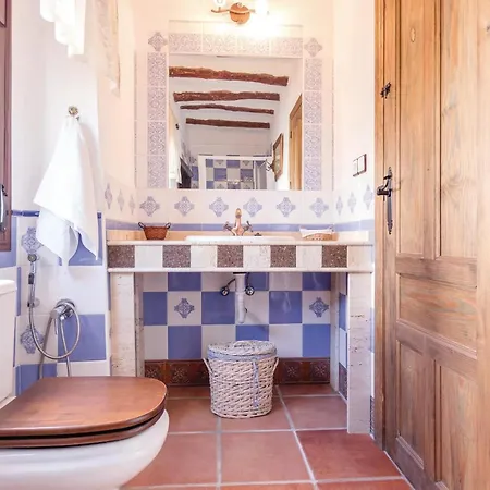 8 Bedroom Lovely In Holiday home